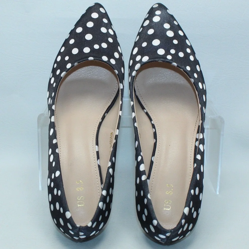 Urban‎ Soft Polka Dot Kitten Heel Pumps Size 8.5